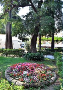 Private park in Sorrento - Relais La Rupe